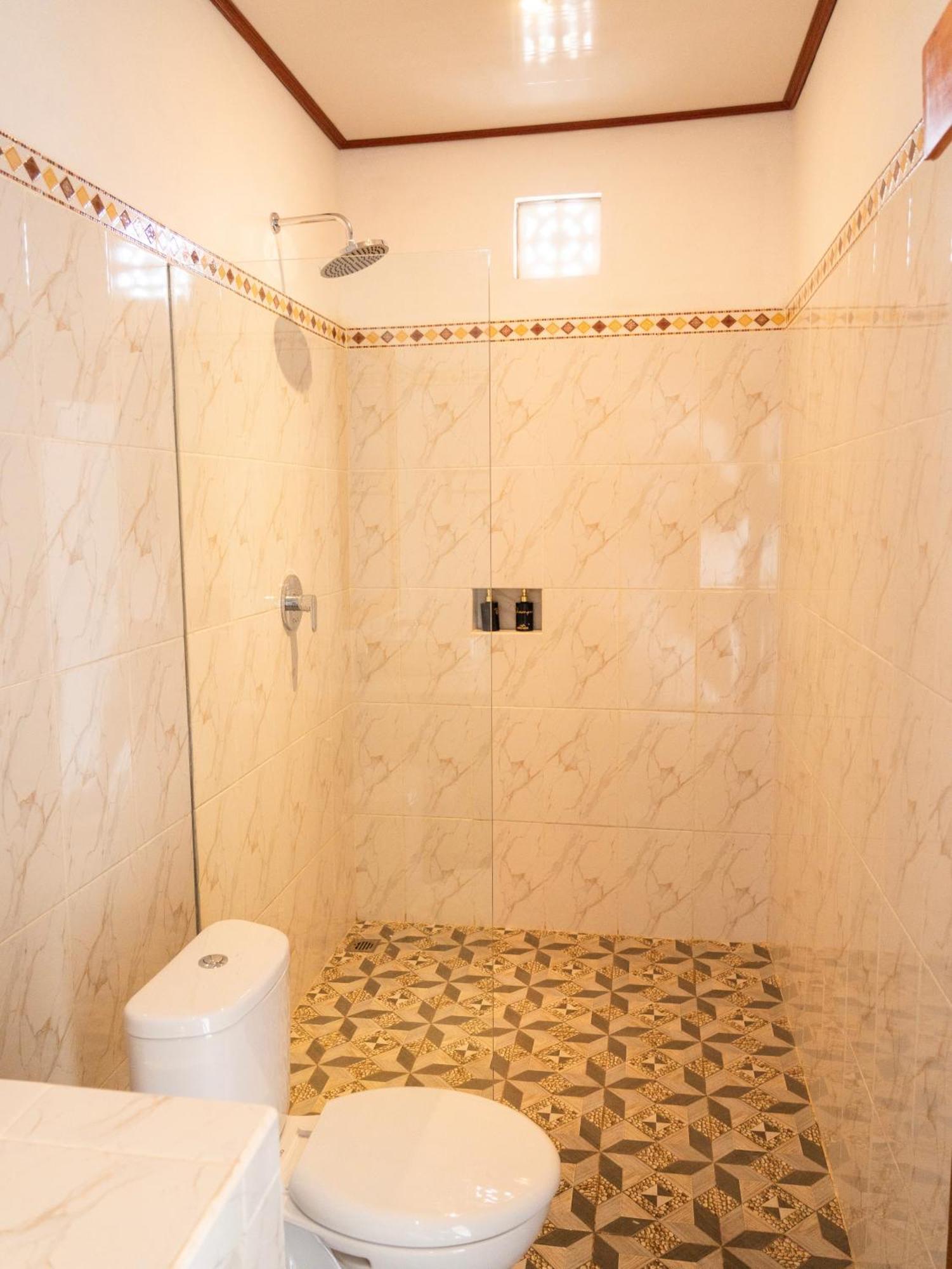 Bisbis House Iseh Village Selat Екстер'єр фото