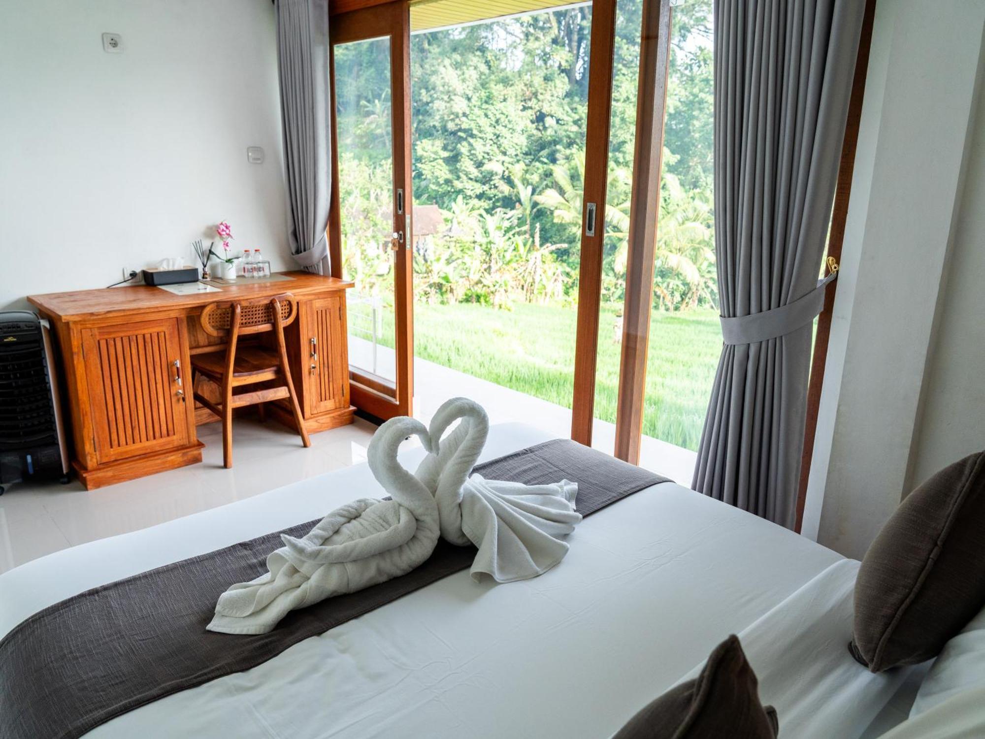 Bisbis House Iseh Village Selat Екстер'єр фото